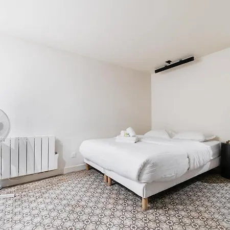 9 Cosy 2 Ideal Famille * Paříž