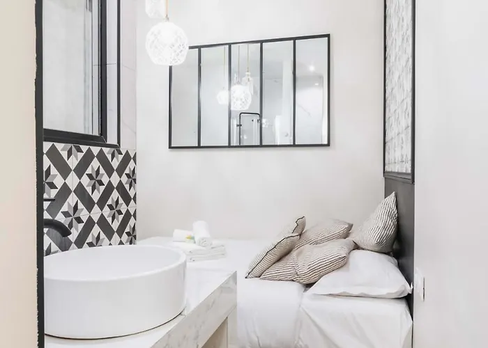 9 Cosy 2 Ideal Famille Appartement Parijs